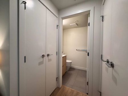 318 Alderson Avenue #2204, Coquitlam, BC V3K1T2 - Photo 2