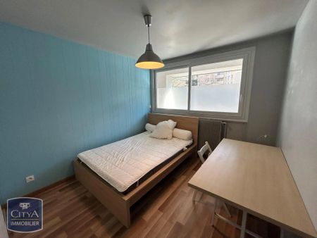 Appartement à louer 4 pièces 92.27m² - Photo 2