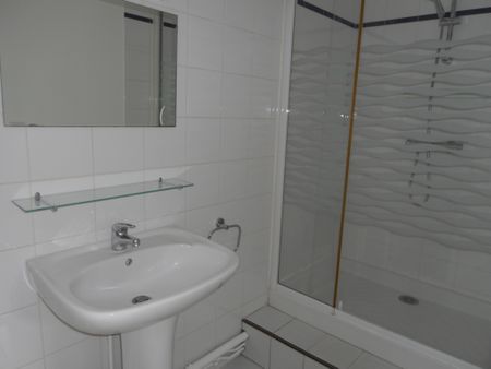 Location Appartement 2 pièces 28m² REIMS 51100 - Photo 2