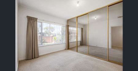 3 Bedrooms and Plenty of Living Space - Photo 5