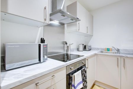 2 bedroom serviced apartment to rent - Photo 2
