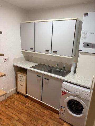 1 bedroom ground floor flat to rent - Photo 5