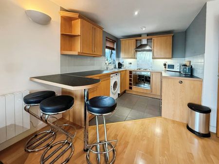 2 bedroom apartment to rent - Photo 5