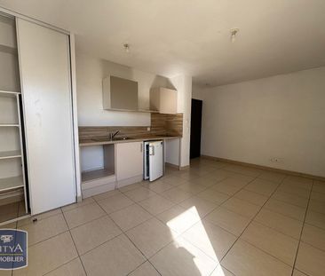 Location Appartement 1 pièce 23m² BOUJAN SUR LIBRON 34760 - Photo 1