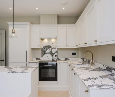 2 bedroom property to rent - Photo 3