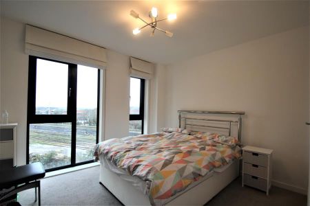 Olympian Heights, Woking - 1 bedroomProperty for lettings - Seymours - Photo 5