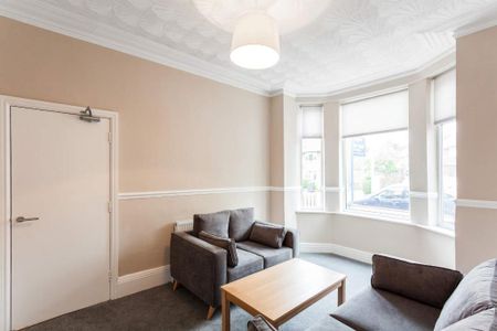 5 bedroom terraced house to rent - Photo 2