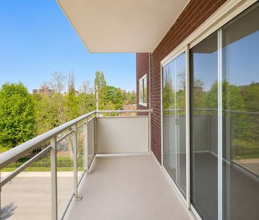 65 Charlton Avenue West apartment — Hamilton, ON (1-Bedroom) - 1 Bedroom - Photo 3