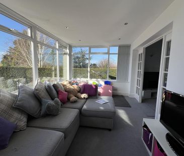 3 bedroom end of terrace house to rent - Photo 3