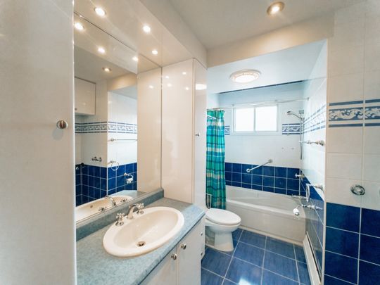 4460 Rue Jean Rivard, Montréal (Saint-Léonard), QC H1R - Photo 1