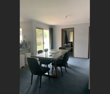 Convenient, spacious family home - Photo 1