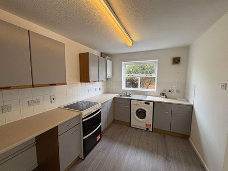 2 bedroom terraced house to rent - Photo 4