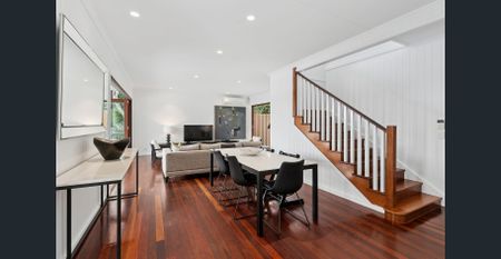 Charming home with superb views - Photo 4