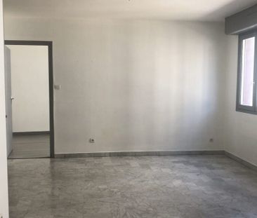 Appartement - 2 pièces - 50 m² - Saint-Étienne - Photo 6