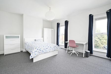 4 bedroom house share to rent - Photo 2