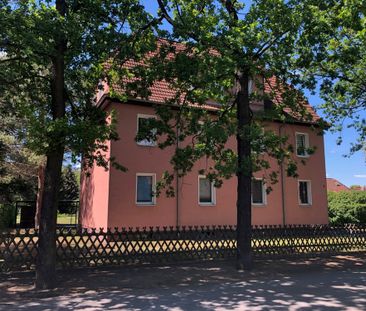 IN SANIERUNG! 2-Zimmer in ruhiger und grüner Wohnlage! - Photo 1