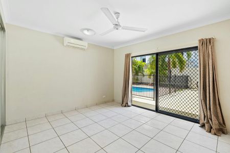 FAMILY HOME – PRIME LOCATION SHORT TERM LEASE UP UNTIL MAY. - Photo 5