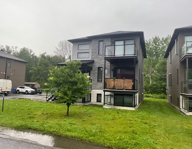 À louer / Appartement - Photo 1