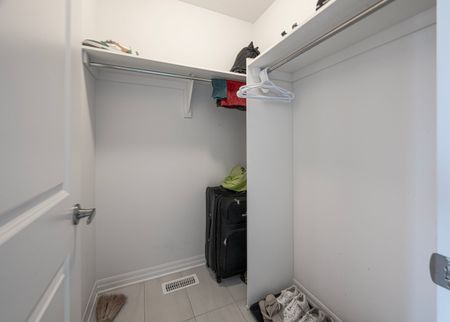 For Lease - 740 Fiddlehead Street, Leitrim, Ontario - Photo 4