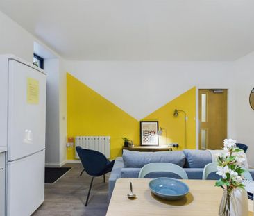 1 bedroom in a house share to rent - Photo 6