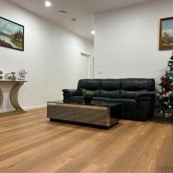 Noble Park - Photo 1