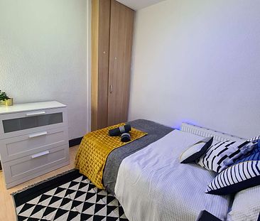 Large Double room - Photo 1