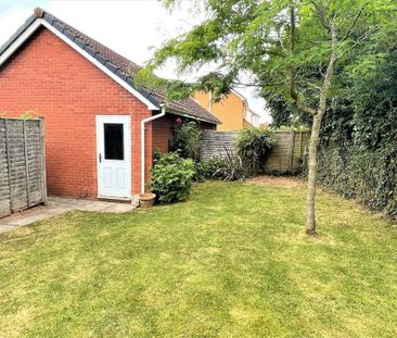 4 bedroom detached house to rent - Photo 5