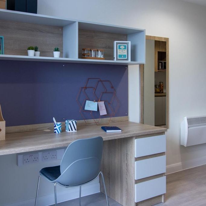 1 bedroom private hall to rent - Photo 1