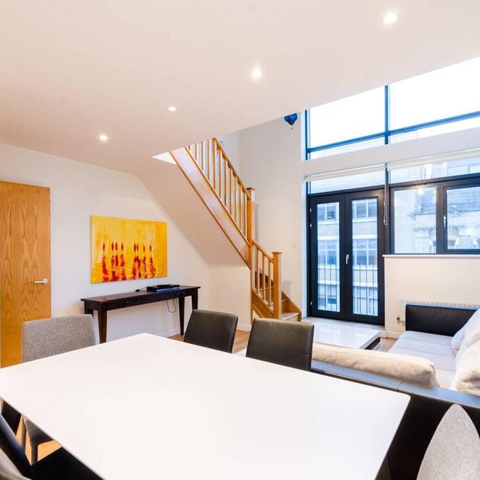 2 bedroom flat to rent - Photo 1