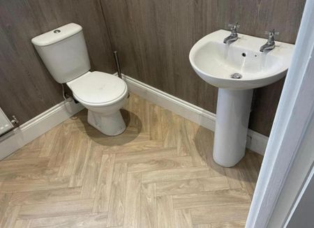 6 bedroom terraced house to rent - Photo 5