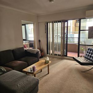 Surry Hills - Photo 2