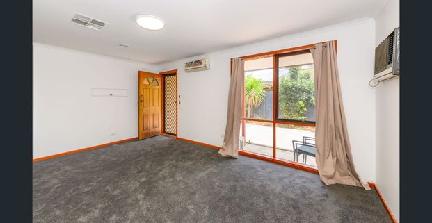 Beautiful 3 Bed room independent house available for rent - Photo 1