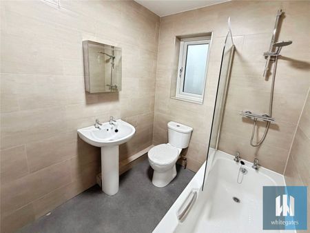 Birkhouse Lane, Moldgreen, Huddersfield, HD5 - Photo 2