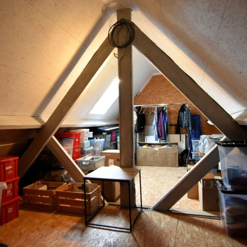 Gezellige rijwoning met diepe tuin in Moorslede - Foto 1