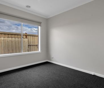 BRAND NEW HOME IN WYNDHAM VALE - Photo 4