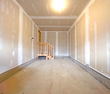 For Lease - 548 Red Elm Drive, Shelburne, Ontario - Photo 5