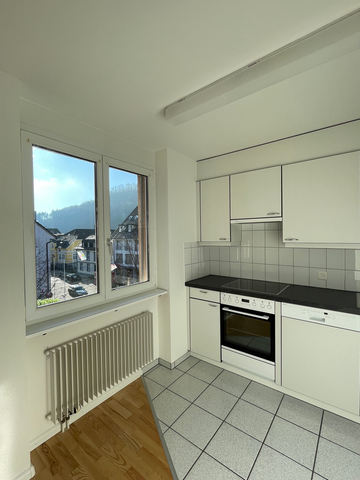 Tolle Dachwohnung im Zentrum - 1 Monat mietzinsfrei & Zügelgutschein! - Photo 3