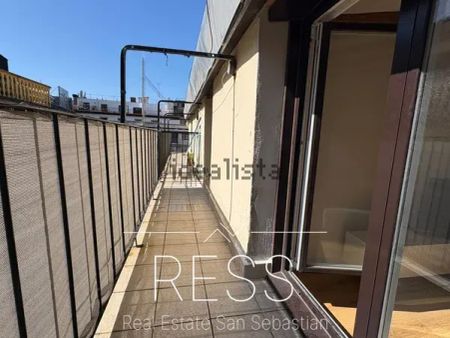 Alquiler de piso en Calle Enbeltran, 16 - Photo 2