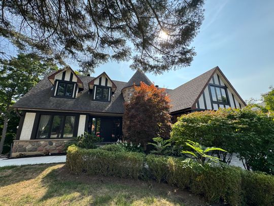 For Lease - 2415 Jarvis Street Unit# B4, Mississauga, Ontario - Photo 1