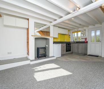 1 bedroom cottage to rent Priory Cottage, The Green, Longcot, SN7 - Photo 2