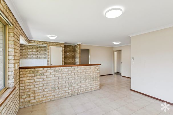 27 Beatrice Avenue - Photo 1