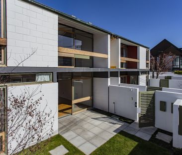 One Bedroom Heritage Apartment City - Photo 4