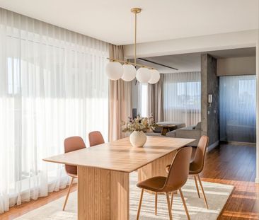 Pipera :Penthouse spectaculos cu 3 camere,intr-o locatie de exceptie ! - Fotografie 2