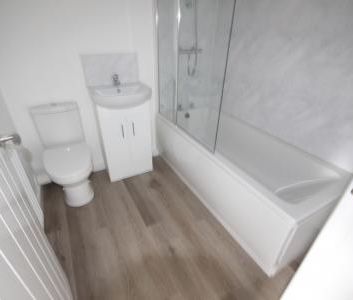 Bass Cottages, Burton upon Trent, DE14 - Photo 6