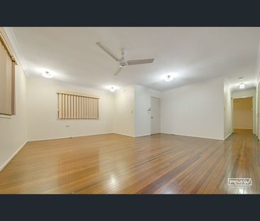 13 Suthers Avenue, Berserker, Qld 4701 - Photo 5