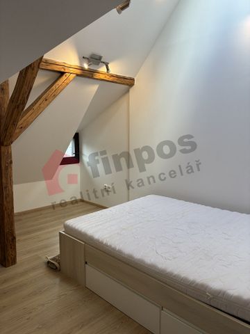 Pronájem bytu 4+kk 103 m² - Fotografie 4