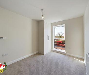 Laurie Close, Yate, Bristol - Photo 3