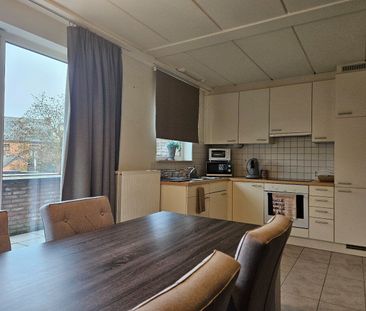 Ruim appartement met 2 slaapkamers in het centrum van Heultje! - Photo 1