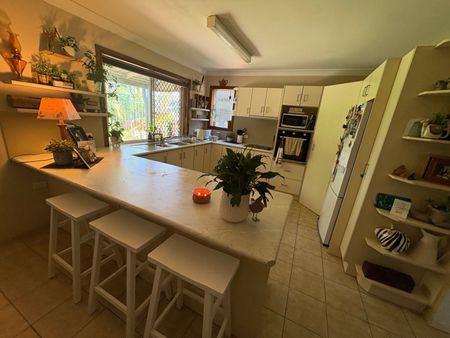 Thornlands - Photo 2