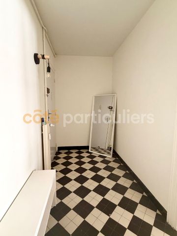 GRAND STUDIO MEUBLE CENTRE-VILLE A DEUX PAS DE LA PLACE DE JAUDE - Photo 5